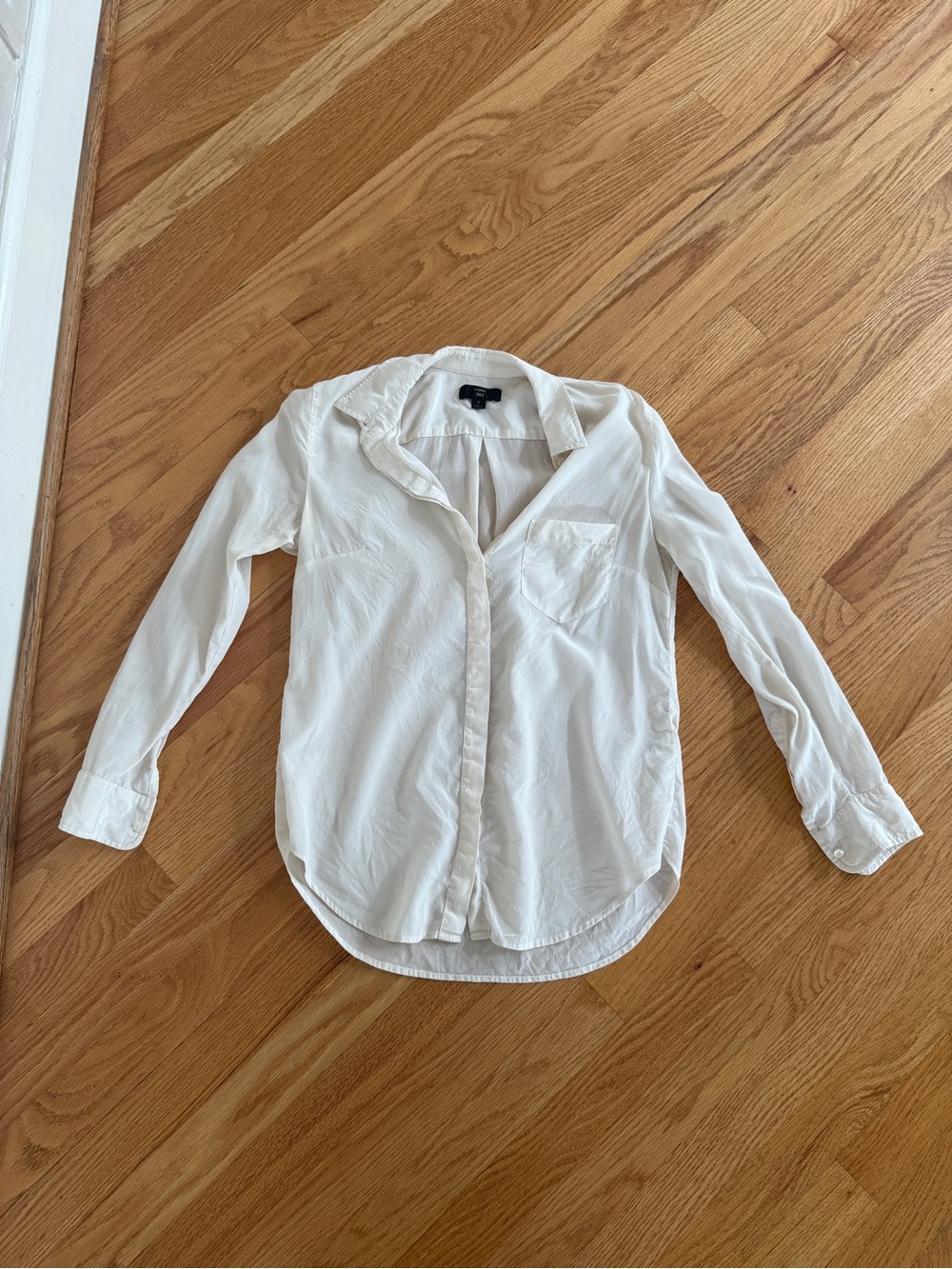 J crew 365 100% silk button up cream shirt